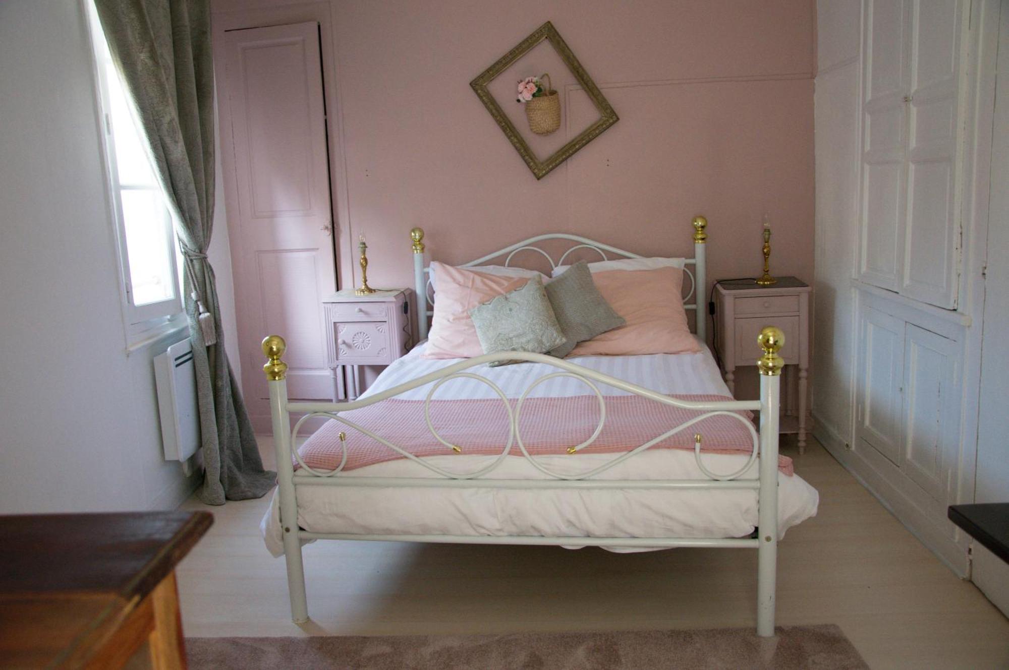 Double Room Private Bathroom